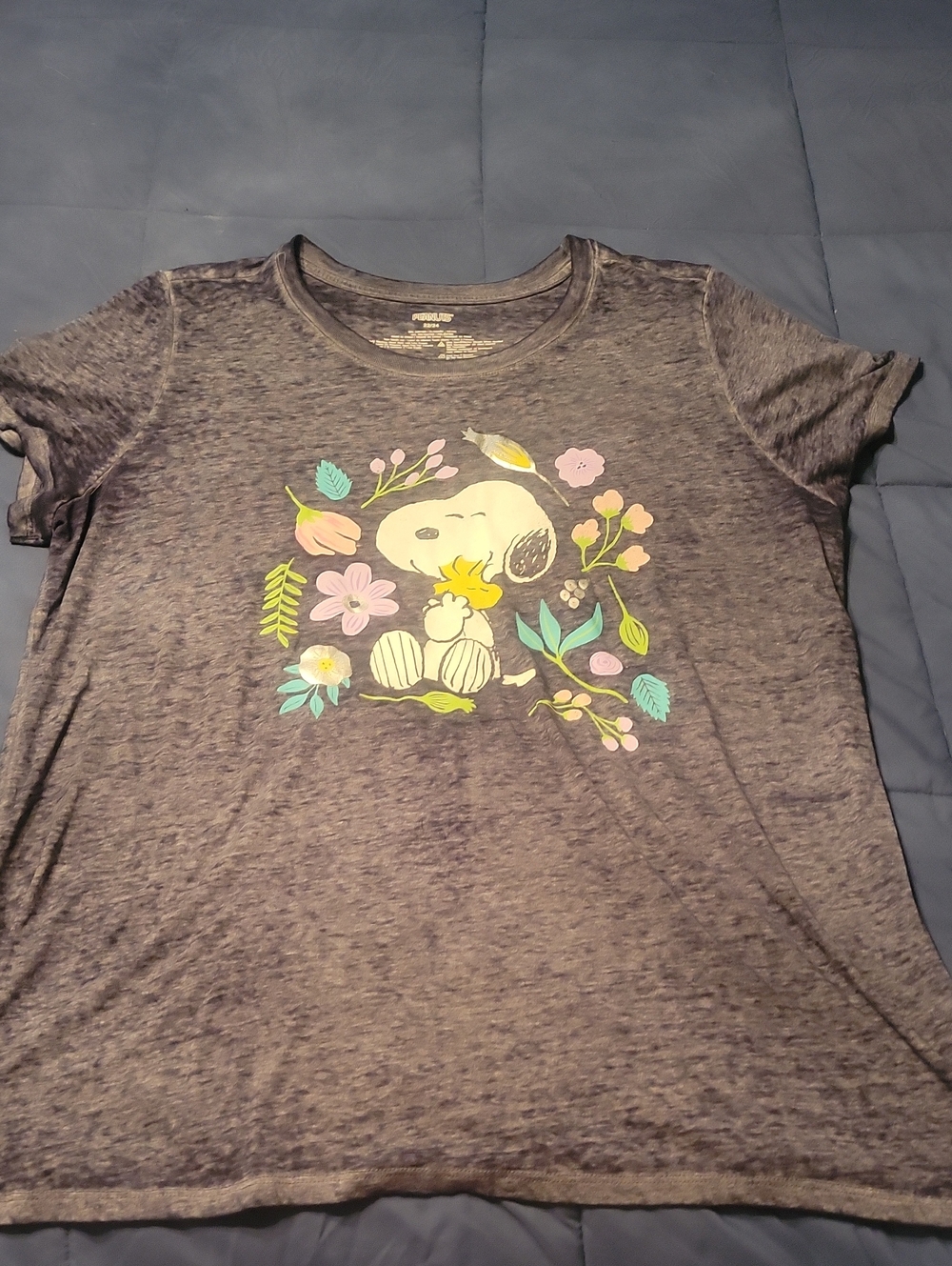 Peanuts Heathered Navy Floral Snoopy & Woodstock Tee